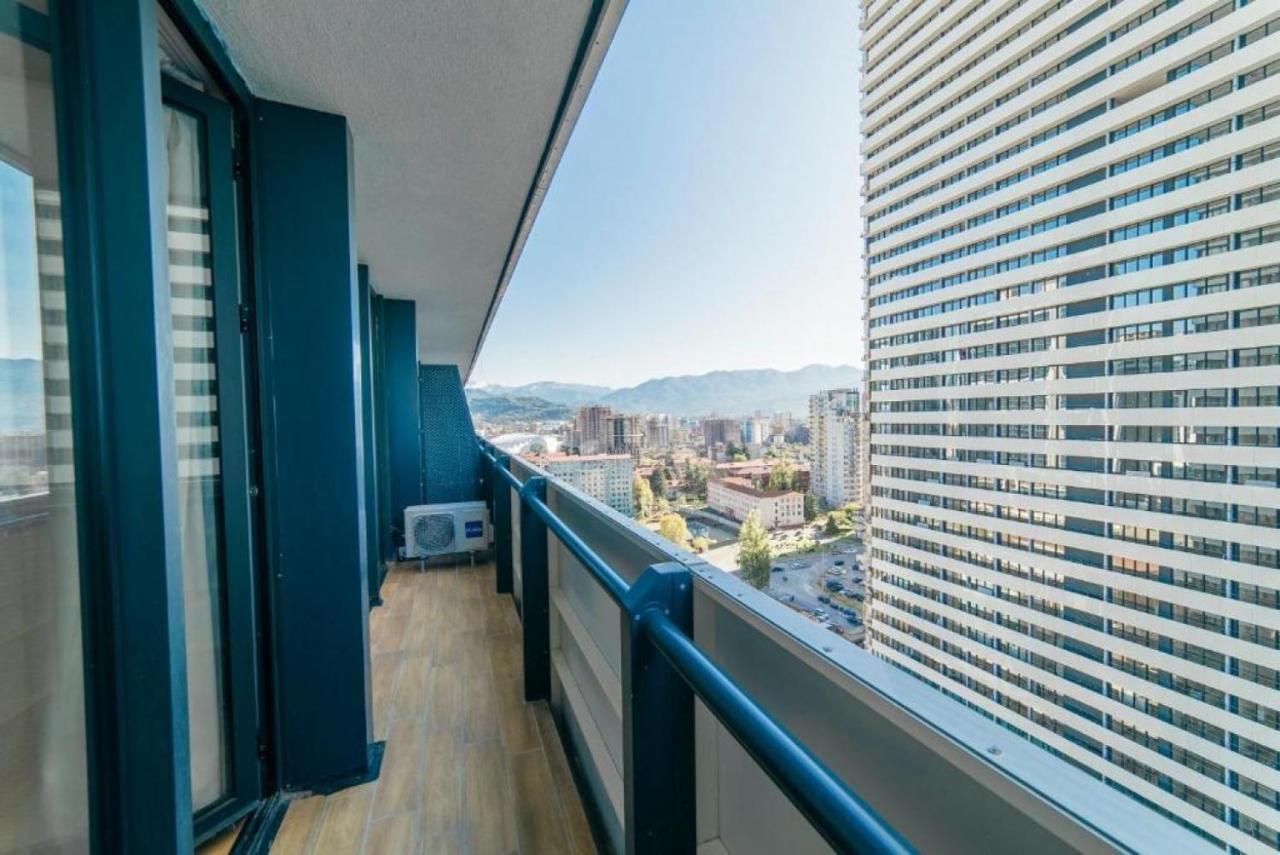 Luxury Sea View Apartments In Orbi City Batumi Exterior photo