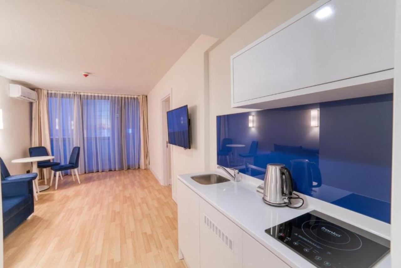 Luxury Sea View Apartments In Orbi City Batumi Exterior photo