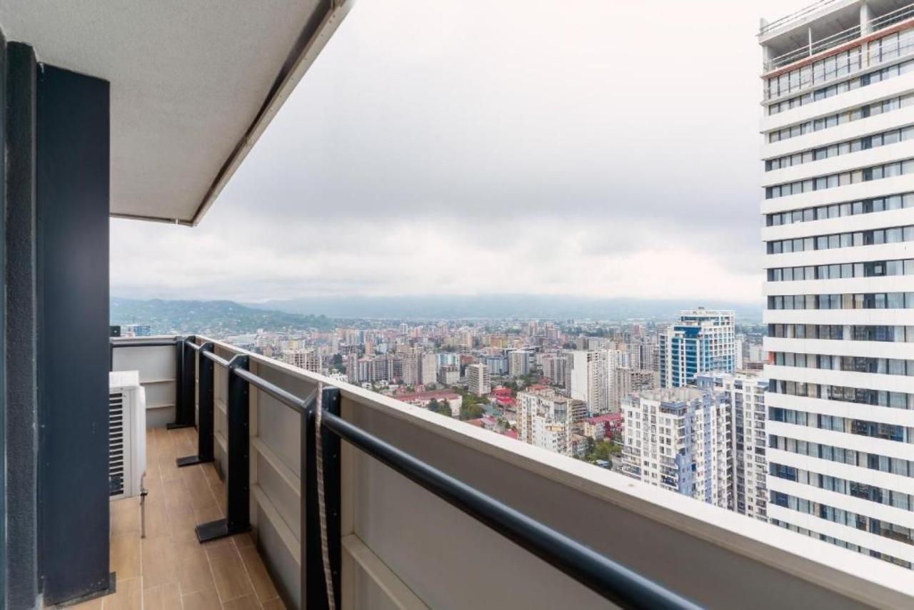 Luxury Sea View Apartments In Orbi City Batumi Exterior photo