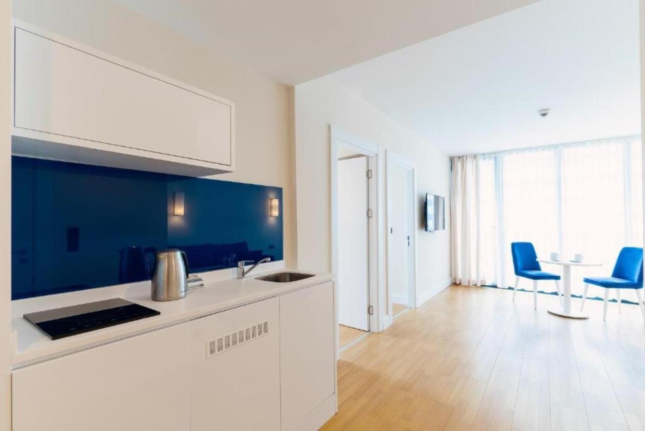 Luxury Sea View Apartments In Orbi City Batumi Exterior photo