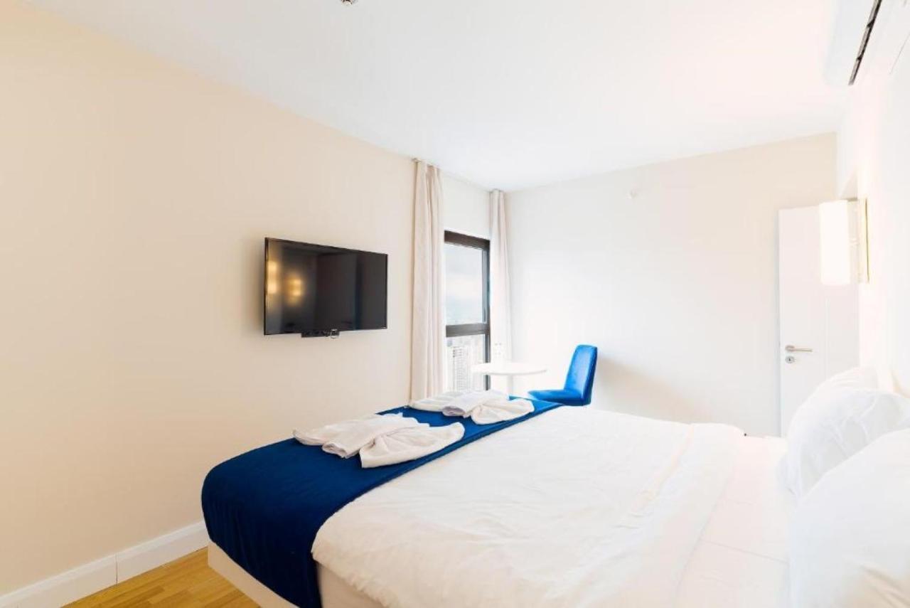 Luxury Sea View Apartments In Orbi City Batumi Exterior photo
