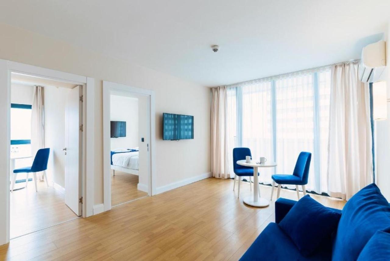 Luxury Sea View Apartments In Orbi City Batumi Exterior photo